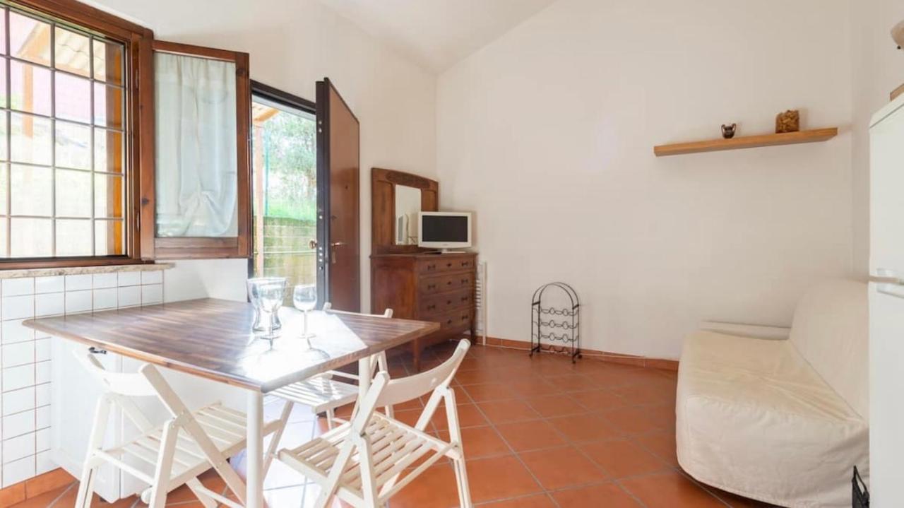Villa Independent House With Private Patio In Rom Exterior foto